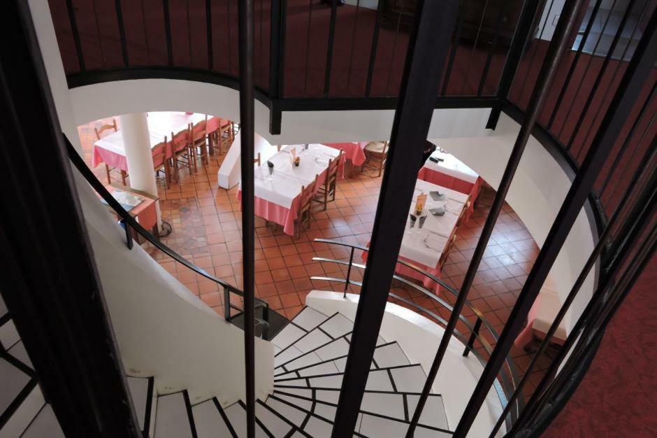Hotel Les Vignes Rouges Ispagnac Esterno foto
